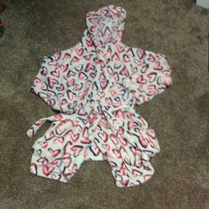 Vera Bradley Intimates & Sleepwear - Brand new Vera Bradley Robe Vera Bradley Intimates & Sleepwear - Brand new Vera Bradley Robe
